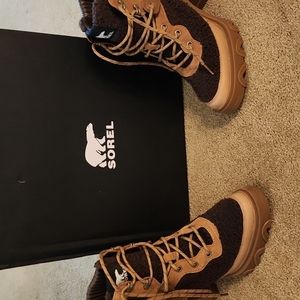 Sorel brex heel cozy lace boot